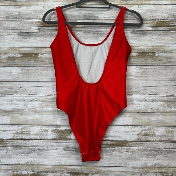 Chubbies Women’s Red One Piece Swimsuit size Small - Picture 4 of 7